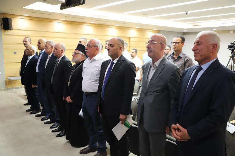مؤسسة ياسر عرفات وجامعة القدس تعقدان ندوة حول: "إدارة الأراضي من منظور تنموي في ظل مصادرتها وشراسة الاستيطان