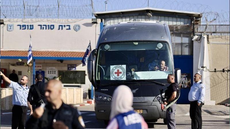 الاحتلال يفرج عن 13 معتقلا من قطاع غزة