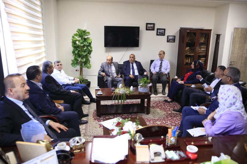 المدرسة الوطنية للإدارة تعزز الشراكة الوطنية لحوكمة اعتماد وتصنيف المدربين في فلسطين