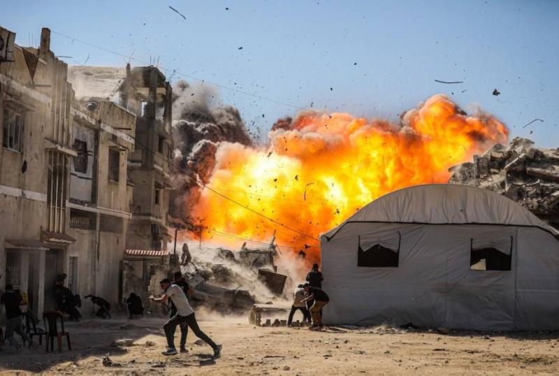 شهيد وإصابات جراء قصف الاحتلال خيمة نازحين وسط قطاع غزة