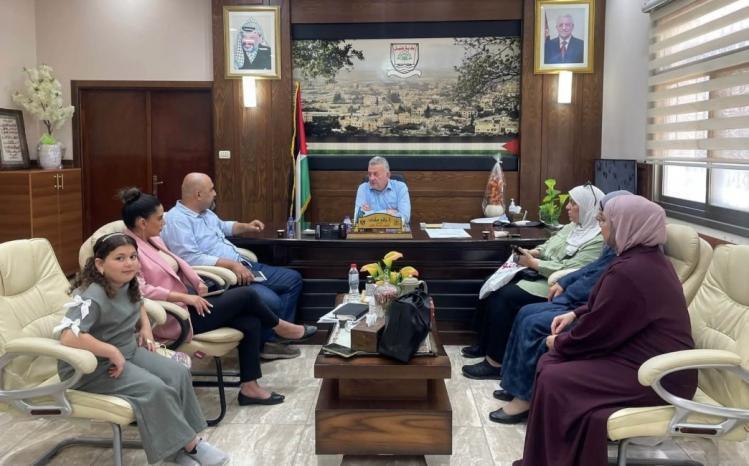 بالتنسيق مع بلدية عتيل.. جمعية المرأة العاملة للتنمية تنظم ورشة لتعزيز الوعي بالحقوق المدنية وآليات المشاركة المجتمعية