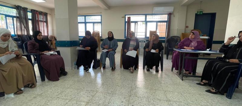 جمعية المرأة العاملة تعزز مفاهيم المواطنة والمشاركة السياسية لدى عضوات مجلس الظل في المعصرة