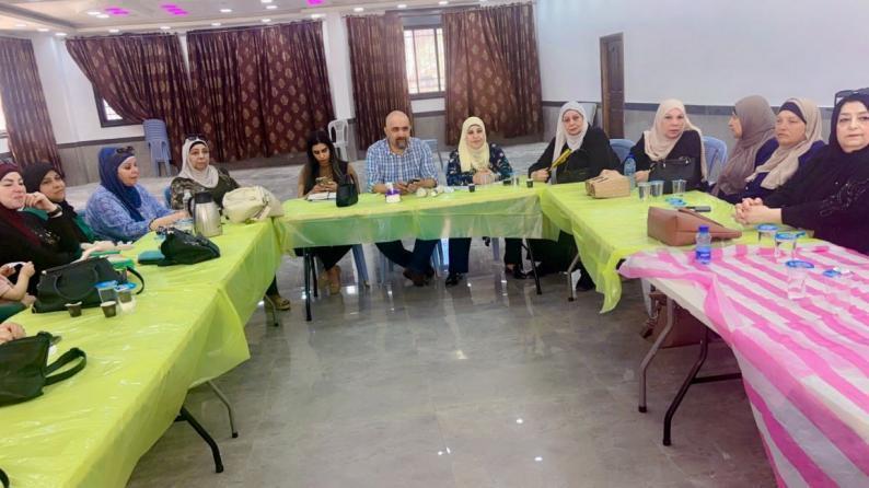 جمعية المرأة العاملة للتنمية تنظم ورشة في جمعية اللد في بيتونيا لتعزيز المشاركة السياسية وحرية الرأي والتعبير