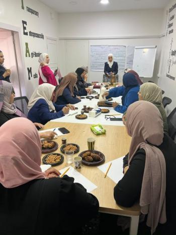 جمعية المرأة العاملة للتنمية تعقد لقاءً لتبادل الخبرات بين مجالس الظل النسوية في جنوب الضفة الغربية