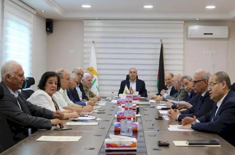 التنفيذية" تبحث الأوضاع في الأراضي الفلسطينية وترحب باتفاق غزة