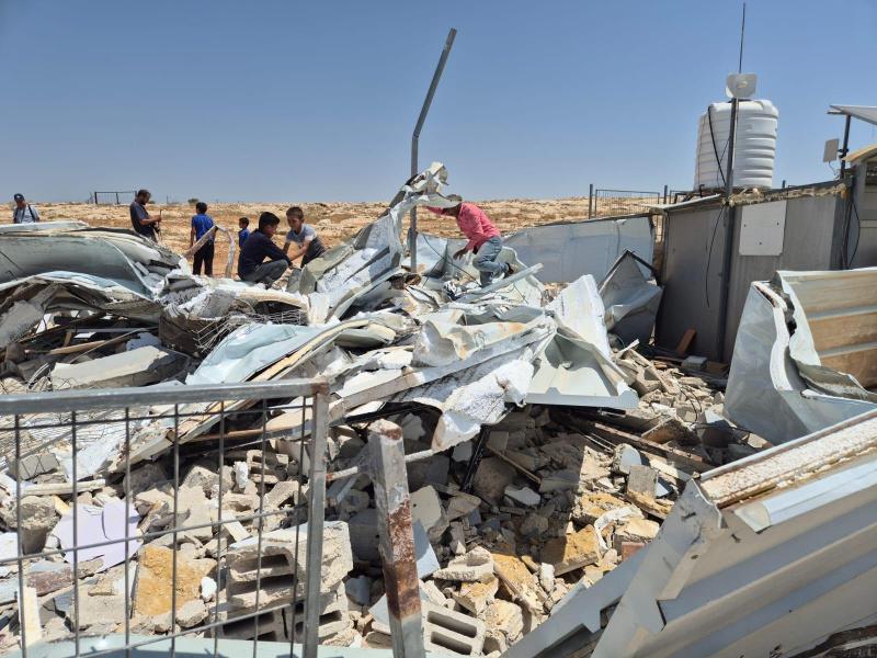 "التربية": هدم الاحتلال جزء من مدرسة شعب البطم في يطا جريمة جديدة بحق التعليم الفلسطيني