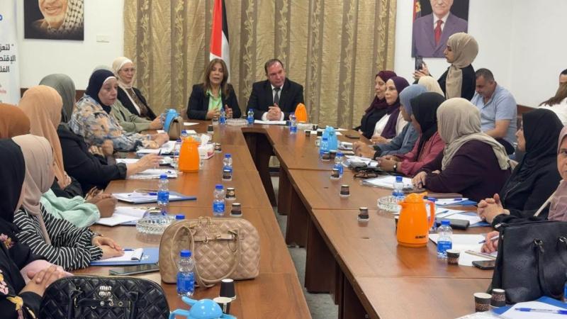 الخليلي تفتتح تدريبا حول إعداد خطط العمل ودراسات الجدوى الاقتصادية للمشاريع النسوية في طولكرم