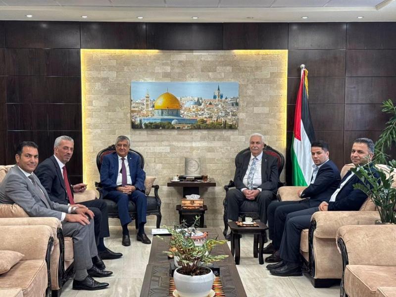 "الأشغال" و"الصحة" وبحثان مع نقابة المهندسين تعزيز التعاون وتطوير المشاريع التنموية
