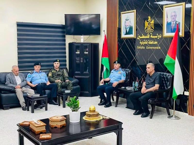 قلقيلية: المحافظ يستقبل مدير عام الشرطة