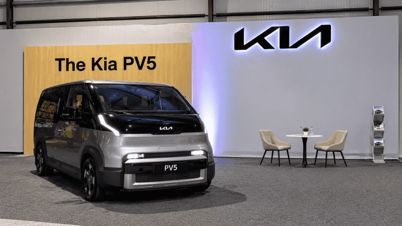 كيا فلسطين تطرح مركبة Kia PV5 الكهربائية متعددة الاستخدامات للمرة الأولى في السوق الفلسطيني