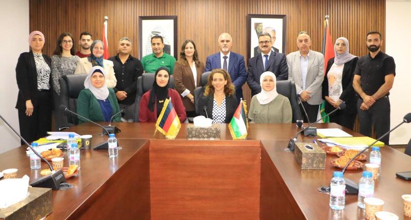 بحضور الـ GIZ.. سليمية يُكرّم كوادر "الزراعة" المشاركين في جولة ألمانيا التدريبية