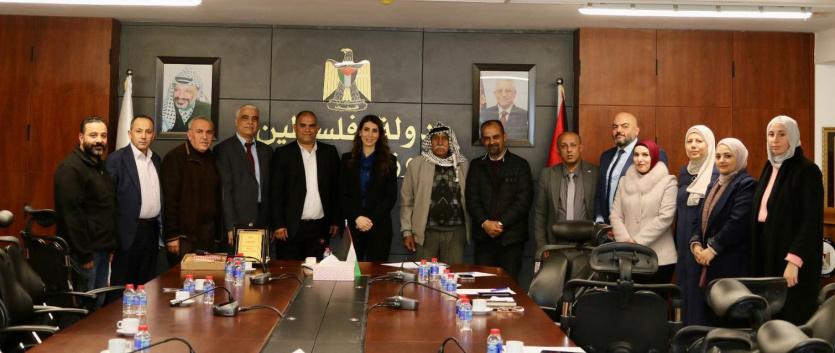 وزارة العمل تعزز صمود المواطنين في قلقيلية وتفتح آفاقاً جديدة للتشغيل والتدريب