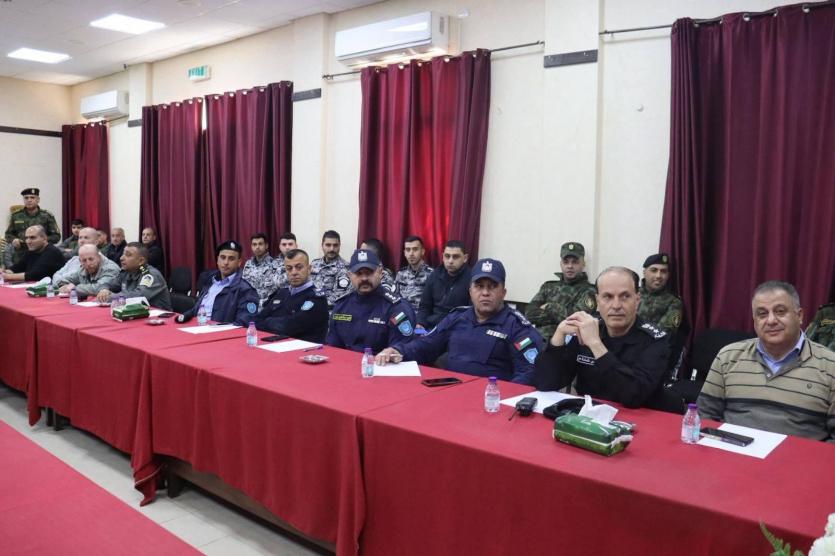 وزير الداخلية يتفقد محافظة جنين ويلتقي المحافظ ويعقد اجتماعاً موسعاً