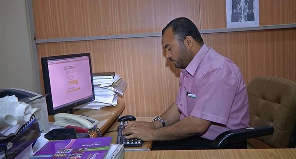 الجامعة الإسلامية تفصل 150 أكاديميا بسبب الضائقة المالية